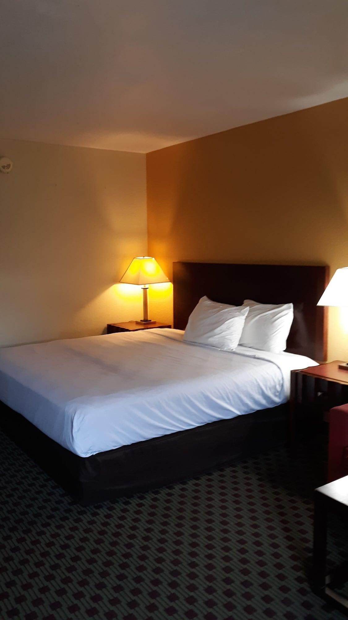 Hotel Baymont By Wyndham Williamsburg Esterno foto