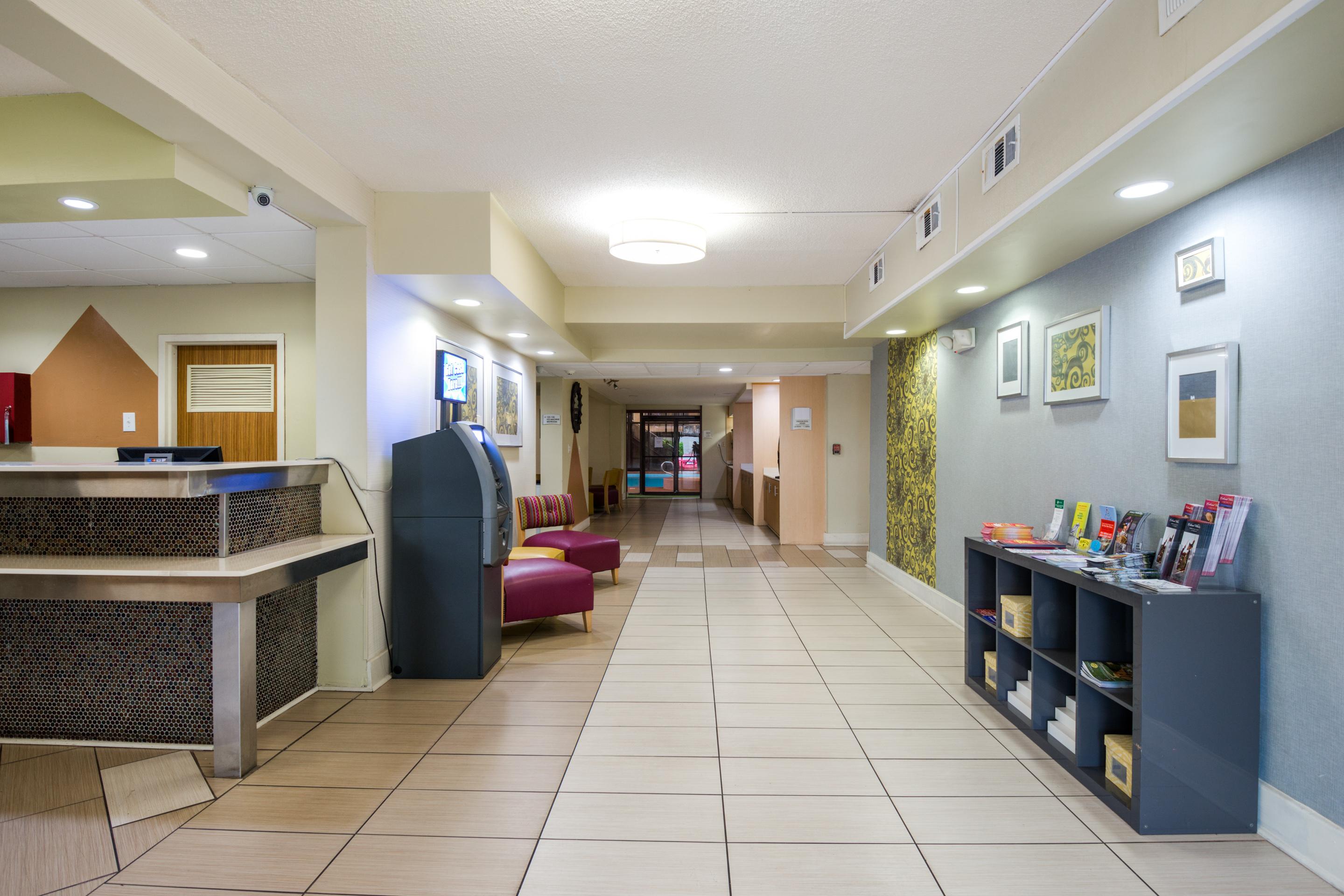 Hotel Baymont By Wyndham Williamsburg Esterno foto