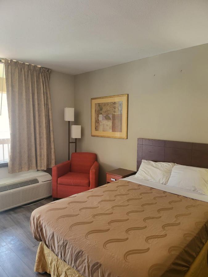 Hotel Baymont By Wyndham Williamsburg Esterno foto