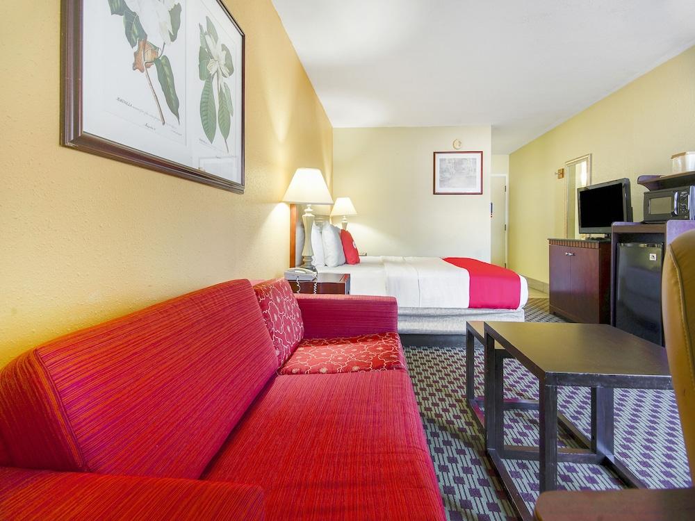 Hotel Baymont By Wyndham Williamsburg Esterno foto